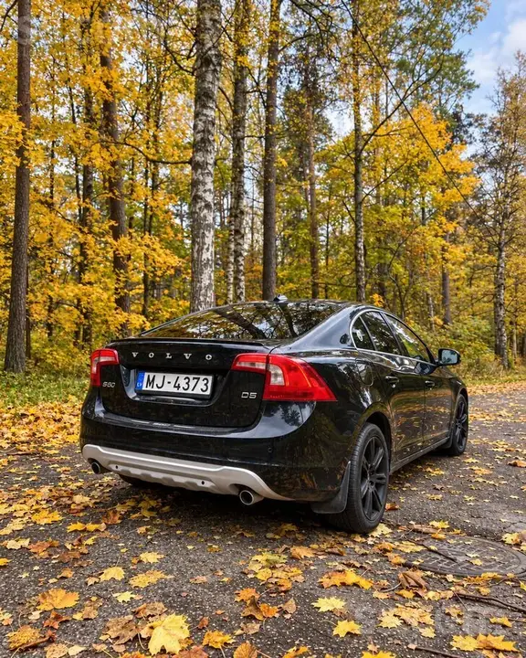 Volvo S60 2011 photo 4