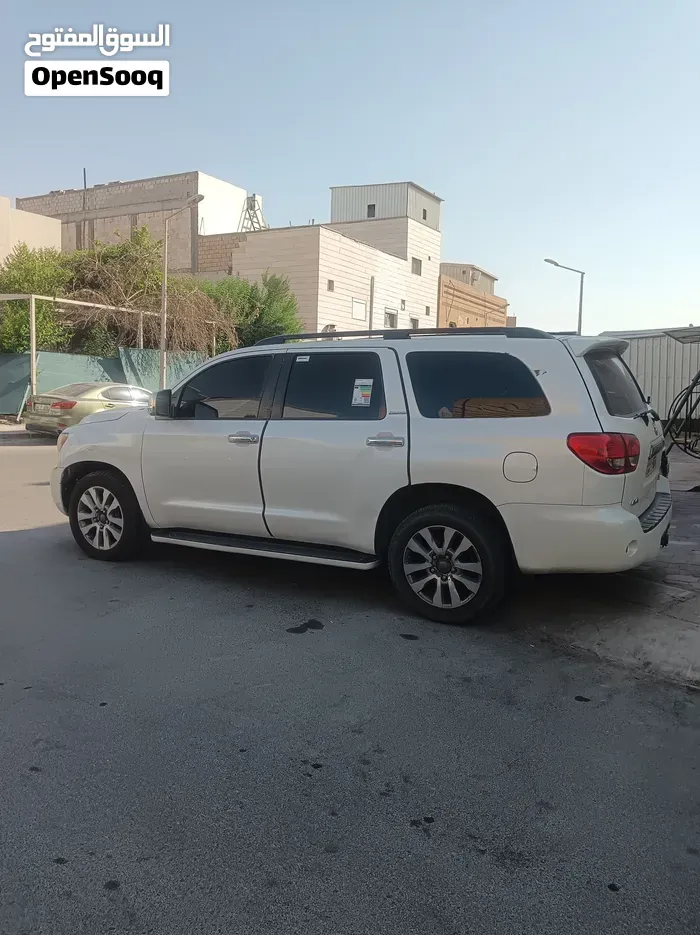 Toyota Sequoia