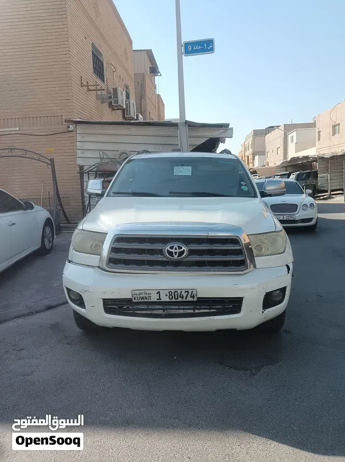 Toyota Sequoia 2014 photo 4