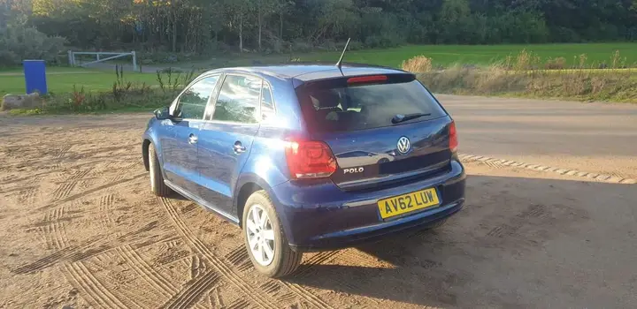 Volkswagen Polo 2012 photo 2