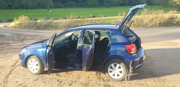 Volkswagen Polo 2012 photo 3