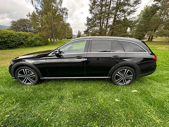 Mercedes-Benz E220 D 2020 photo 3