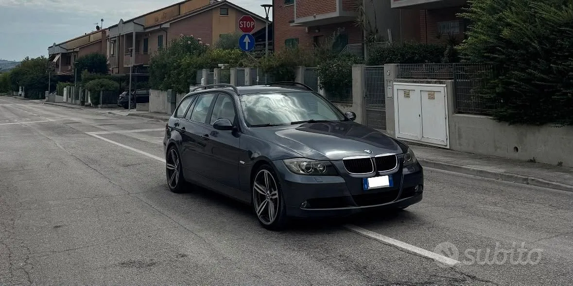 BMW 3 Series 2007 photo 2