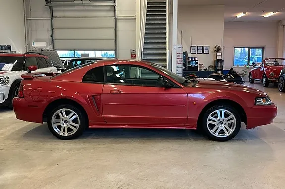 Ford Mustang 2002 photo 2