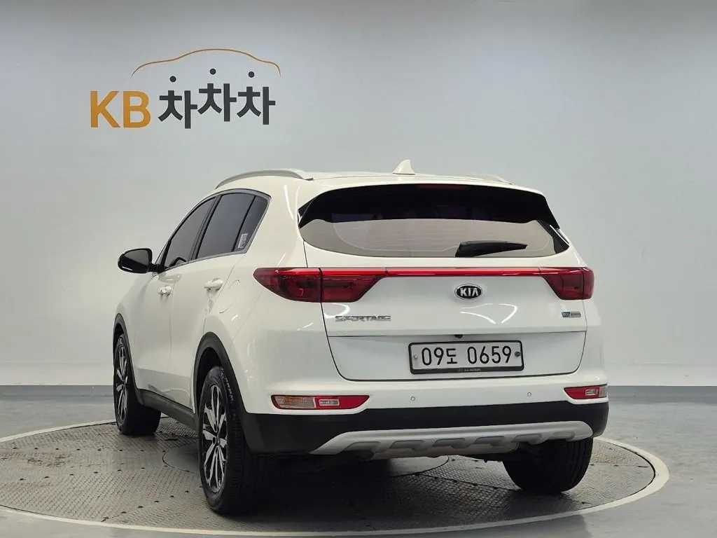 Kia Sportage 2016 photo 2