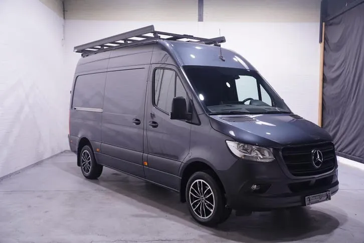 Mercedes-Benz Sprinter 2023 photo 2