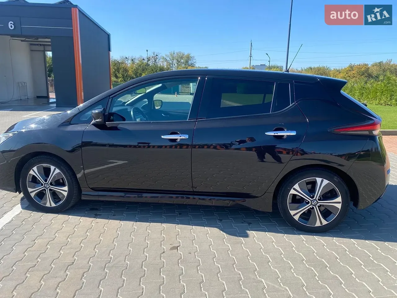 Nissan Leaf 2018 photo 5