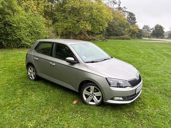 Skoda Fabia 2016 photo 3
