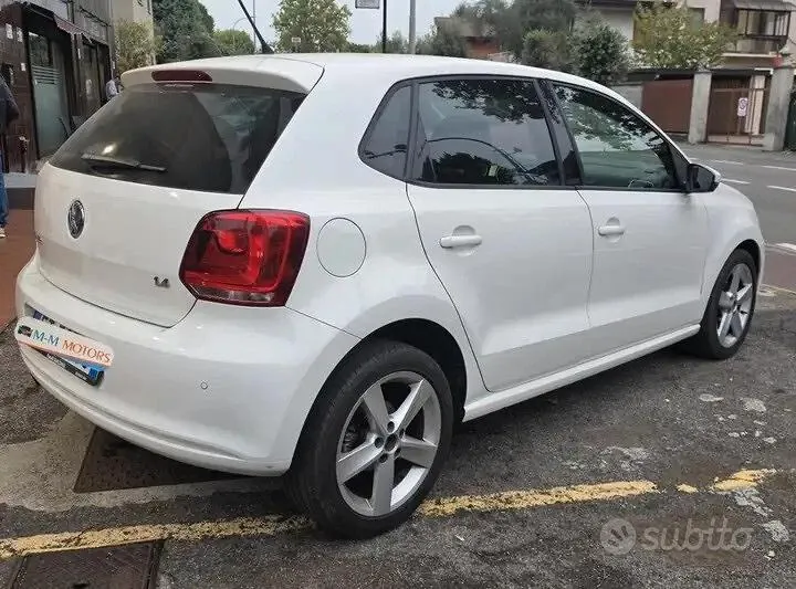 Volkswagen Polo 2014 photo 4