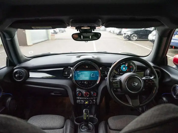 Mini Cooper Se 2023 photo 3