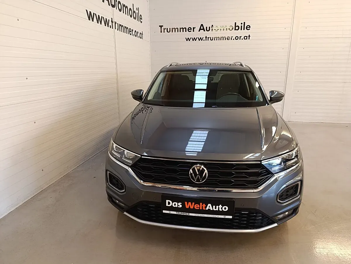 Volkswagen T-Roc 2021 photo 2