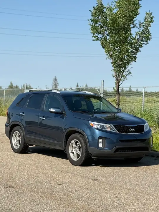 Kia Sorento 2015 photo 2