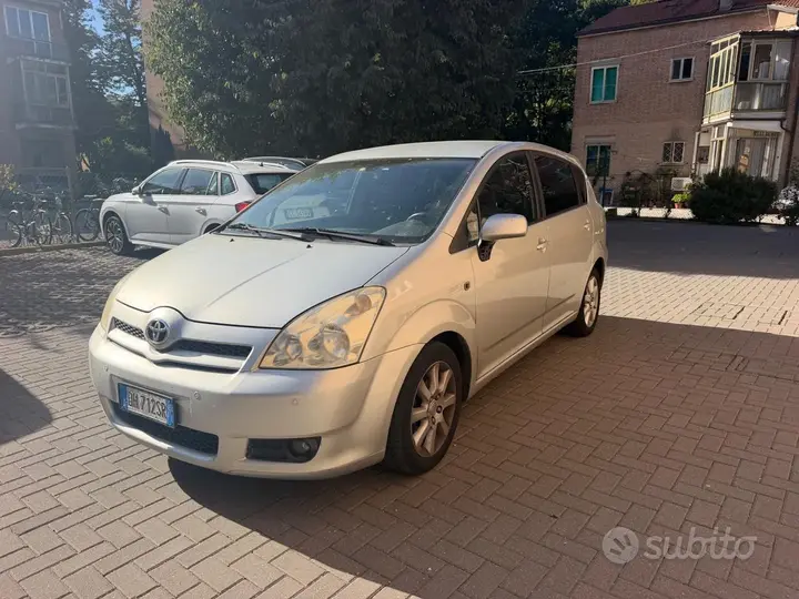 Toyota Corolla Verso