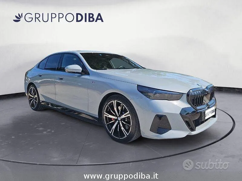BMW 5 Series 2024 photo 3