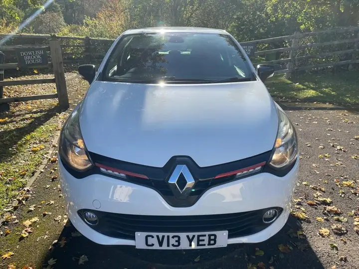 Renault Clio 2013 photo 2