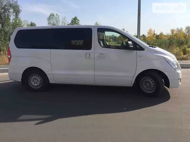 Hyundai H1 2016 photo 5