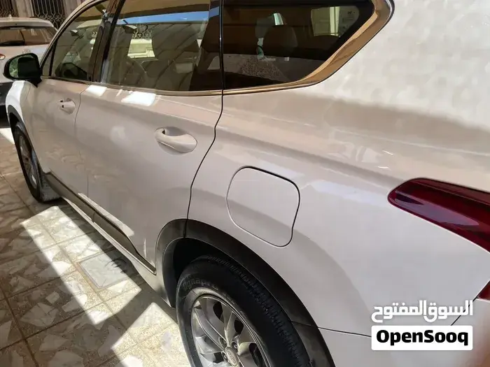 Hyundai Santa Fe 2019 photo 3