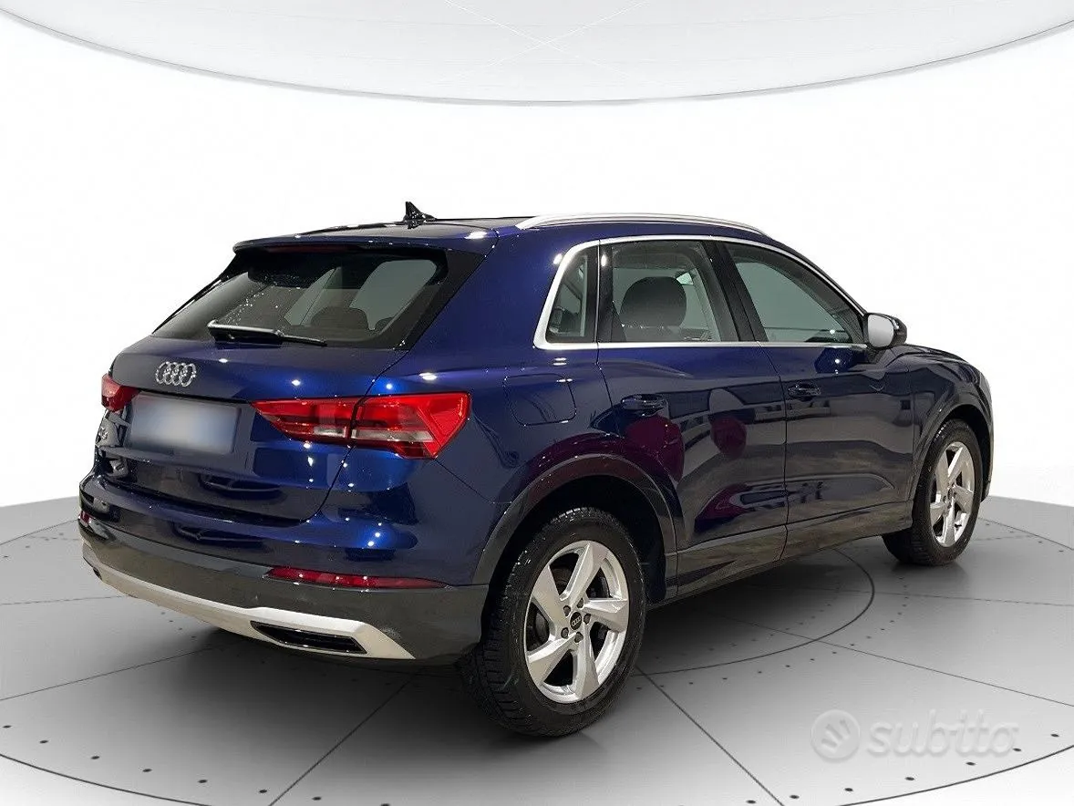 Audi Q3 2022 photo 3