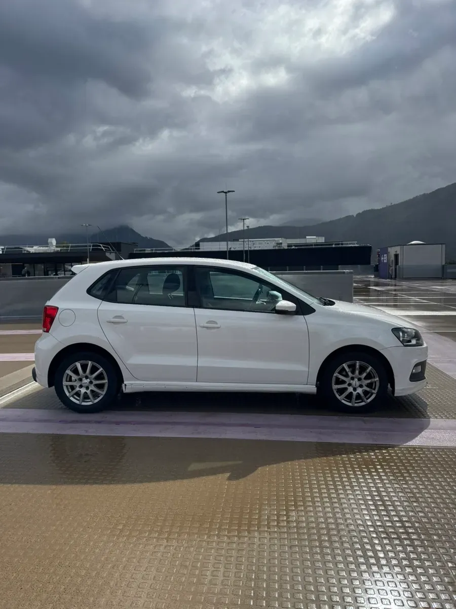 Volkswagen Id.Polo 2013 photo 2