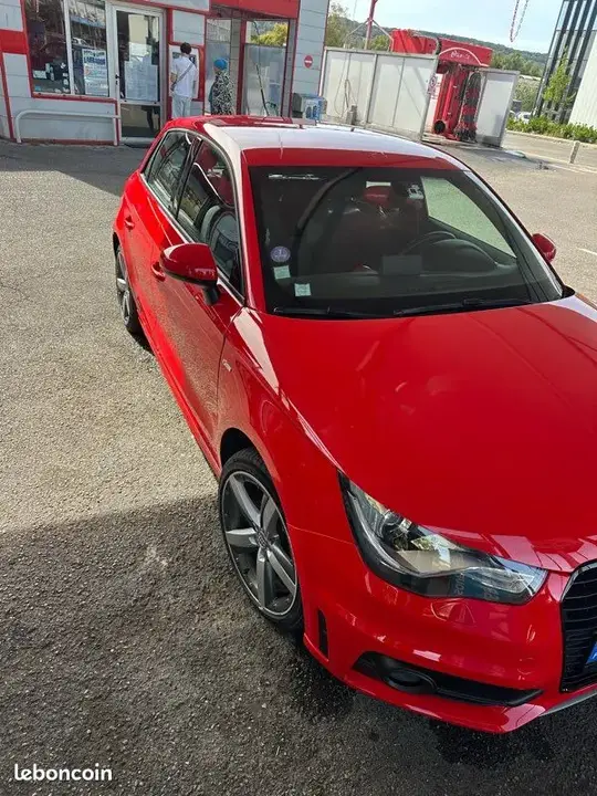 Audi A1 2014 photo 3