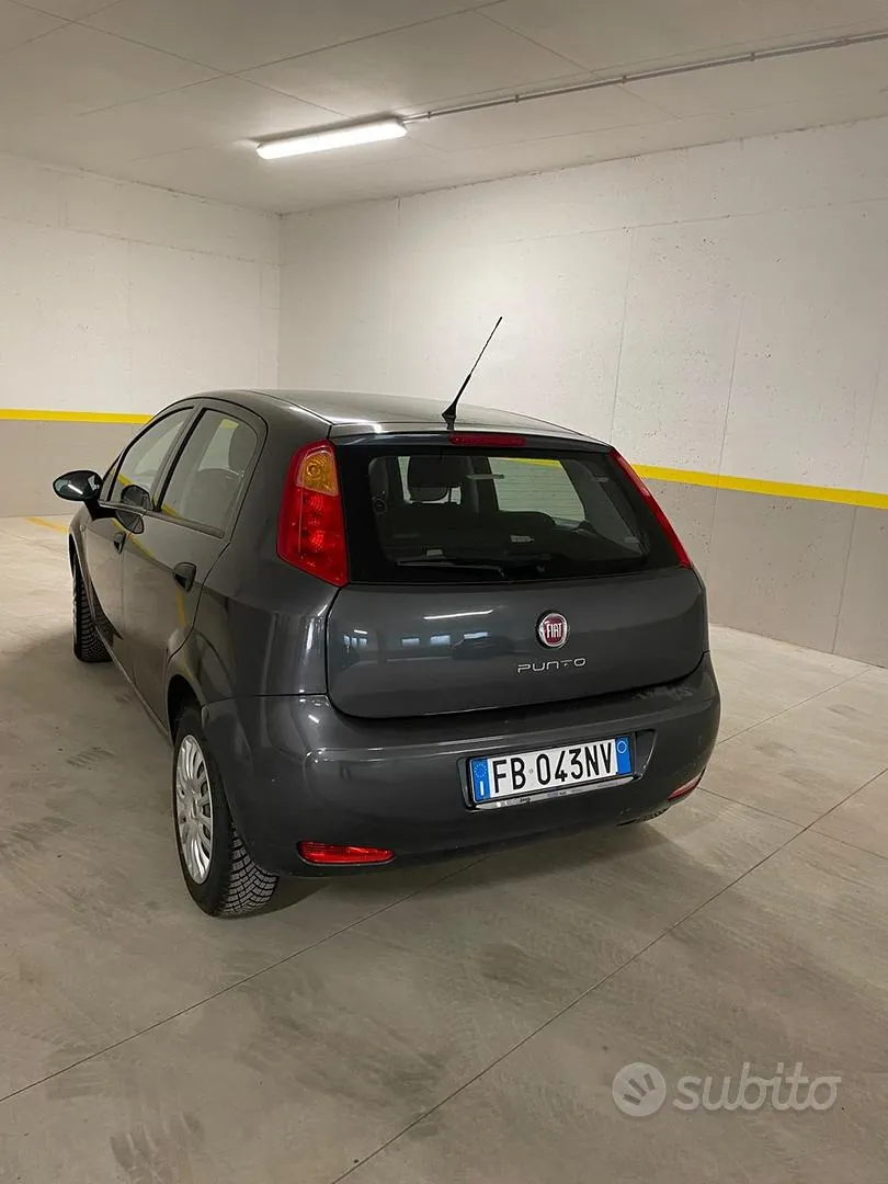 Fiat Punto 2015 photo 3