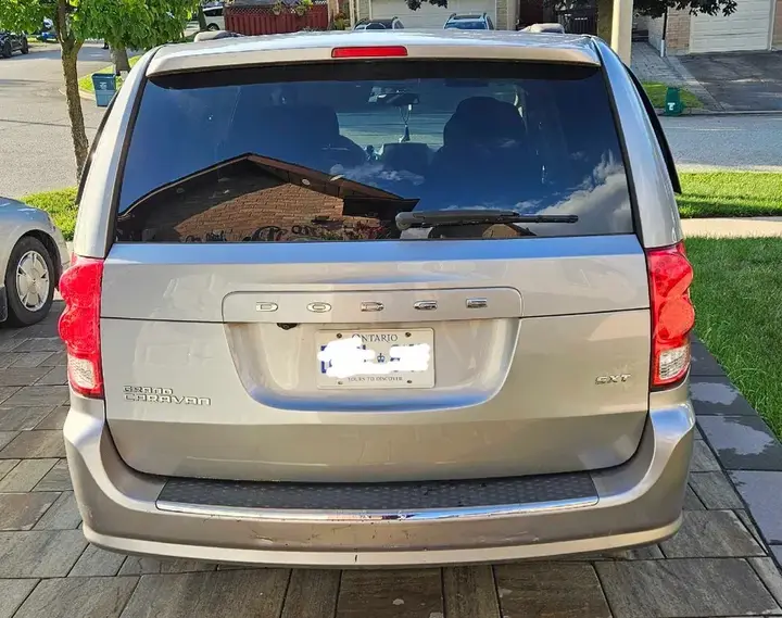 Dodge Grand Caravan 2014 photo 2
