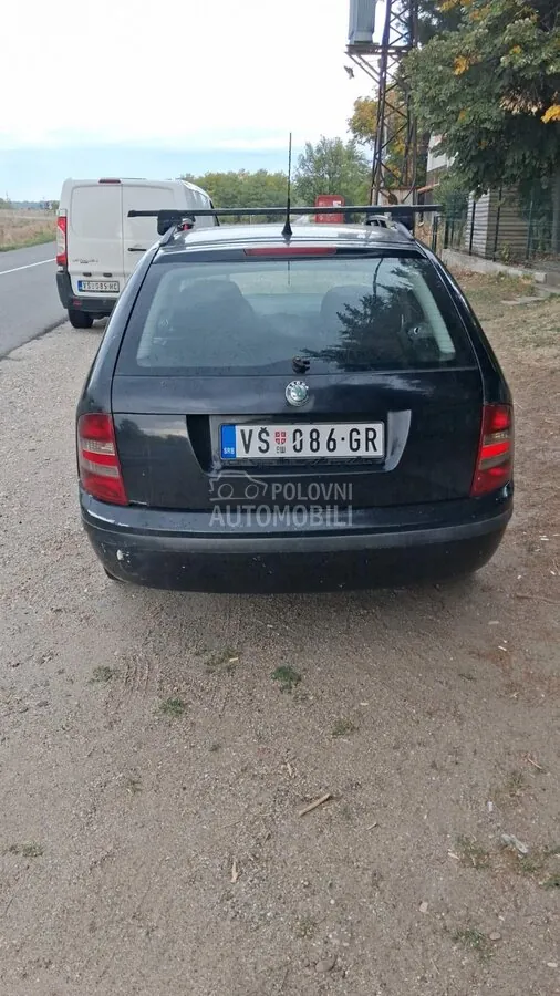 Skoda Fabia 2005 photo 3