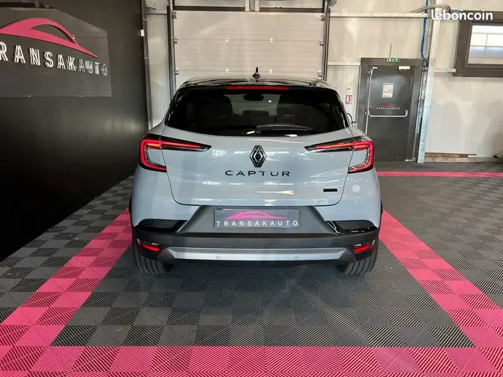 Renault Captur 2024 photo 4