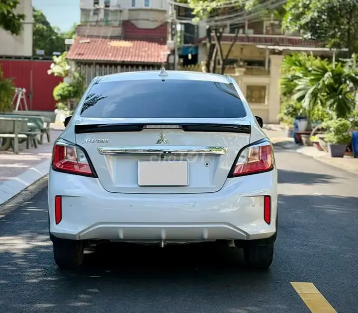 Mitsubishi Attrage 2023 photo 3