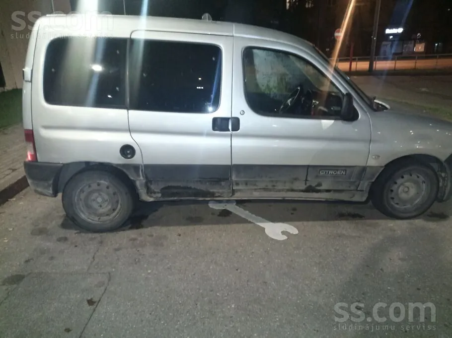 Citroen Berlingo 2007 photo 4