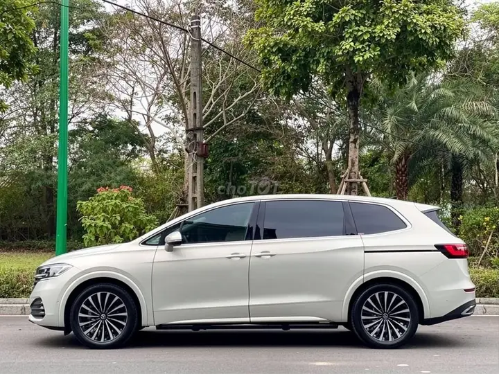 Volkswagen Viloran