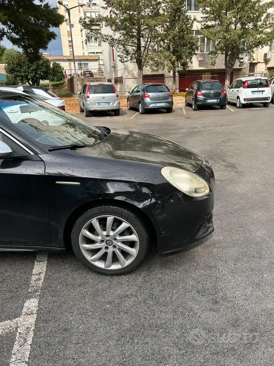 Alfa Romeo Giulietta 2012 photo 4