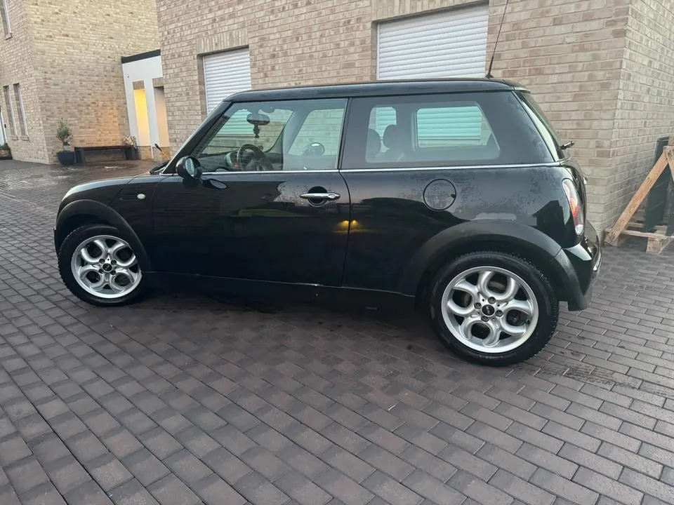Mini Cooper One