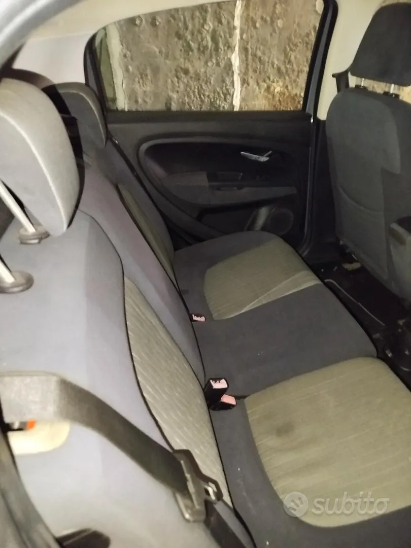 Fiat Grande Punto 2009 photo 5