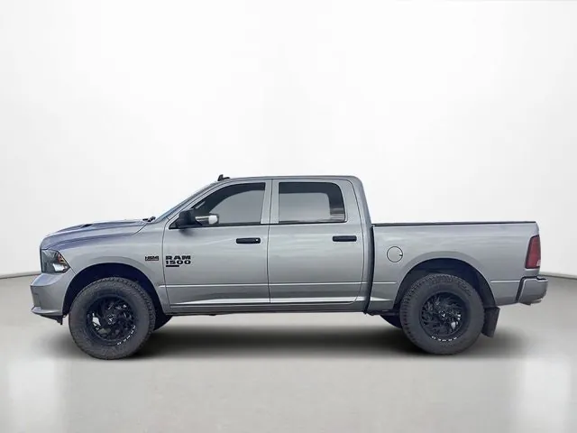 Ram 1500 Classic 2021 photo 2