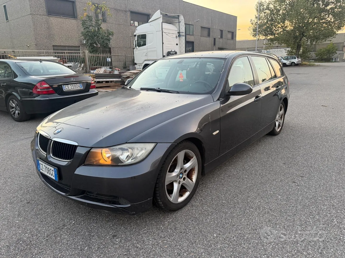 BMW 320D 2005 photo 2