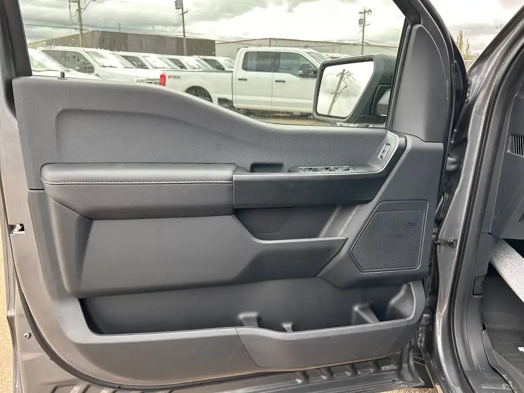 Ford F-150 2026 photo 5
