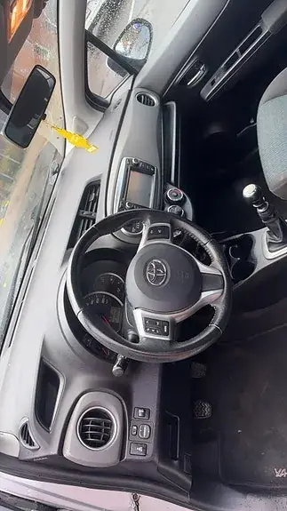 Toyota Yaris 2011 photo 5