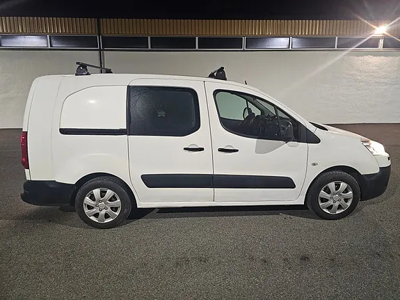 Peugeot Partner 2010 photo 5