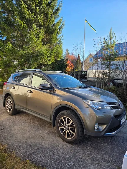 Toyota Rav4 2013 photo 2