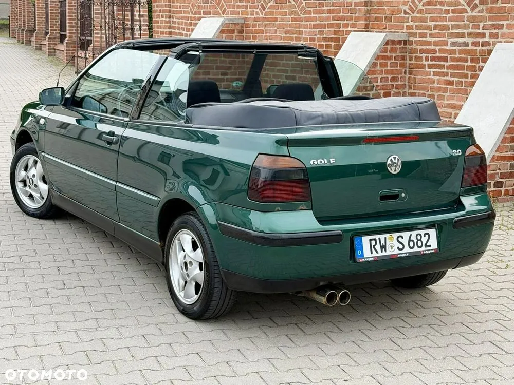 Volkswagen Golf Cabrio 2002 photo 2