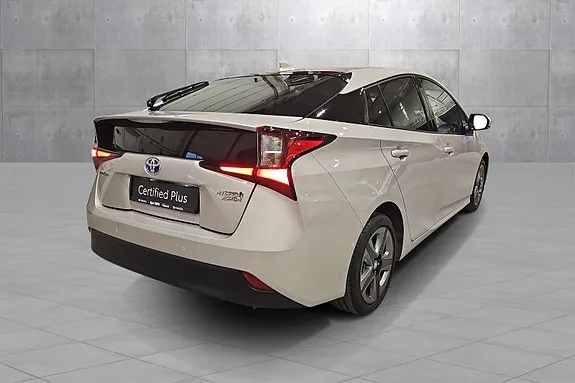 Toyota Prius 2022 photo 5