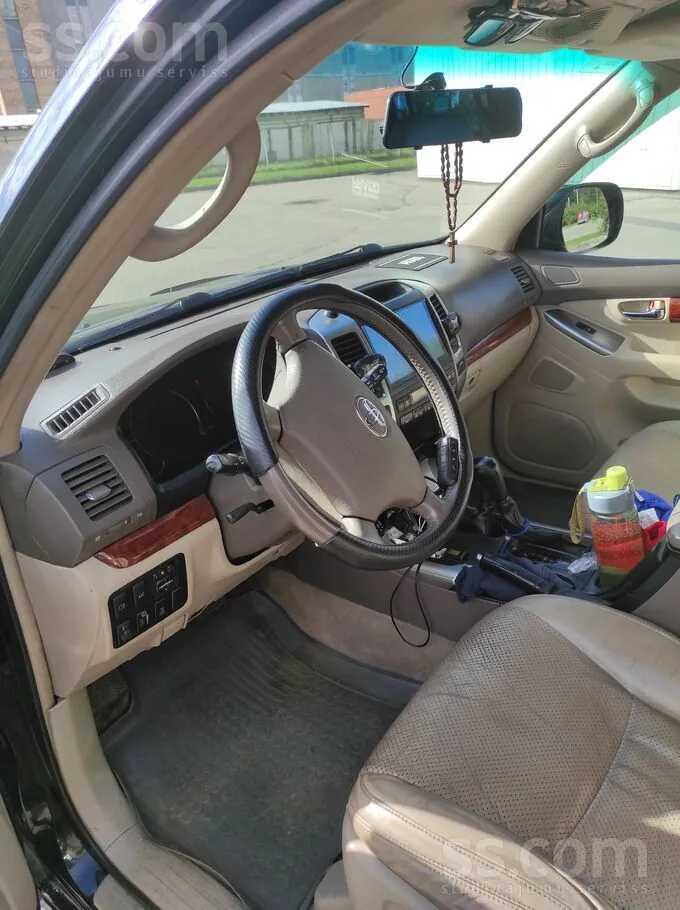 Toyota Land Cruiser 2007 photo 4