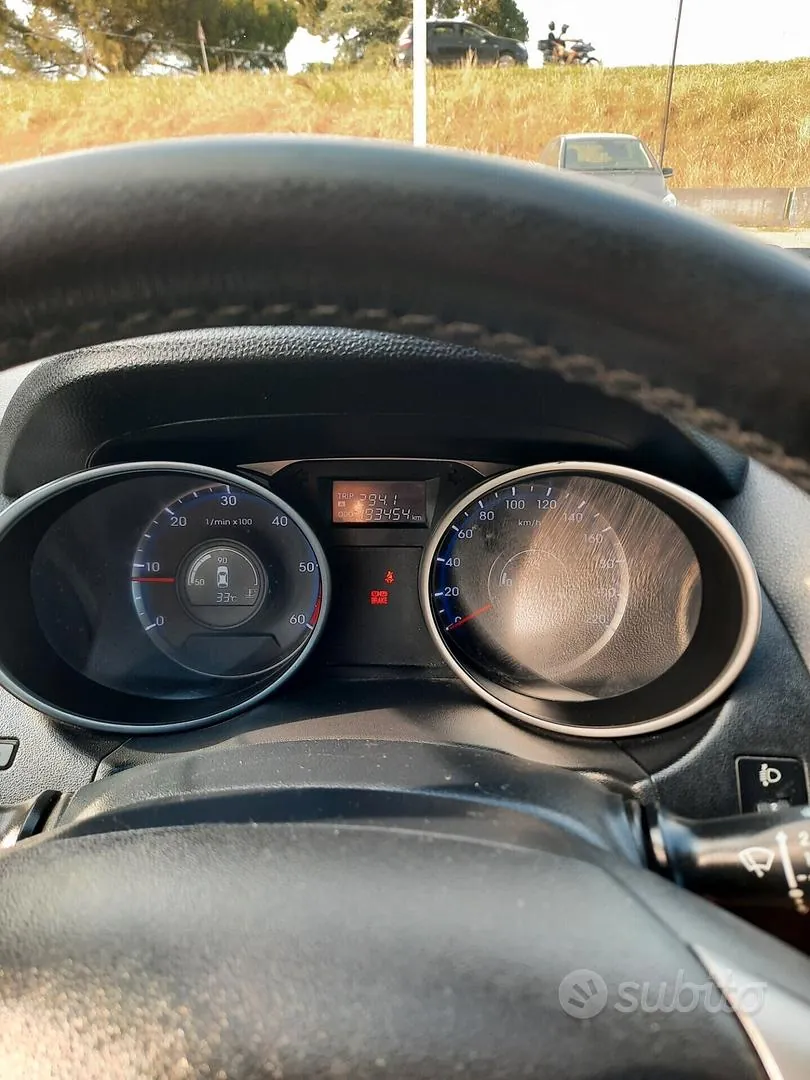 Hyundai Ix35 2011 photo 3