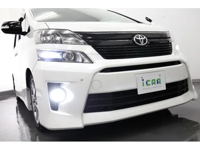 Toyota Versa 2012 photo 2