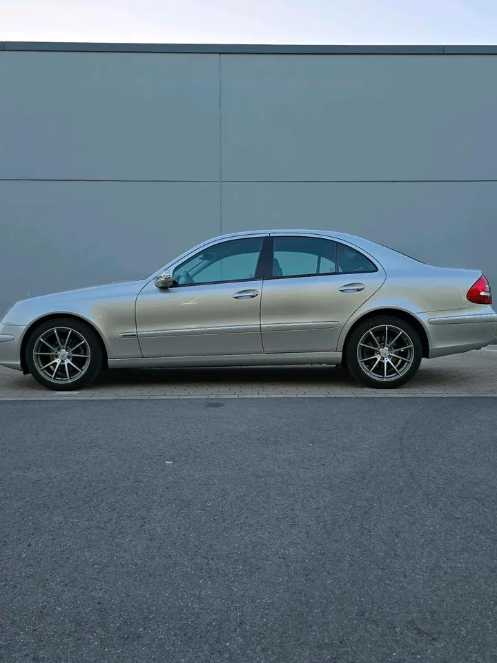 Mercedes-Benz E220 Cdi