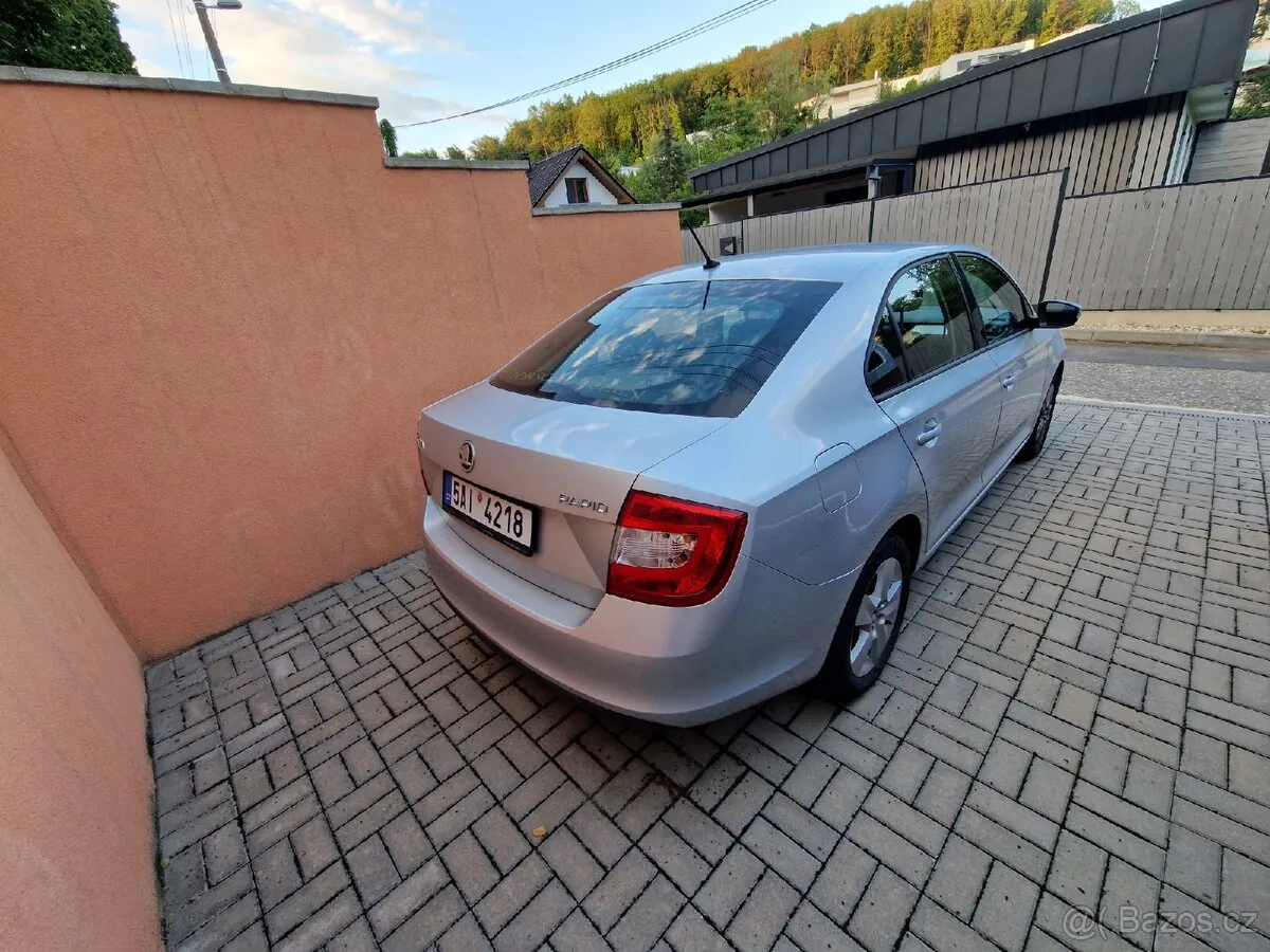 Skoda Rapid 2016 photo 2