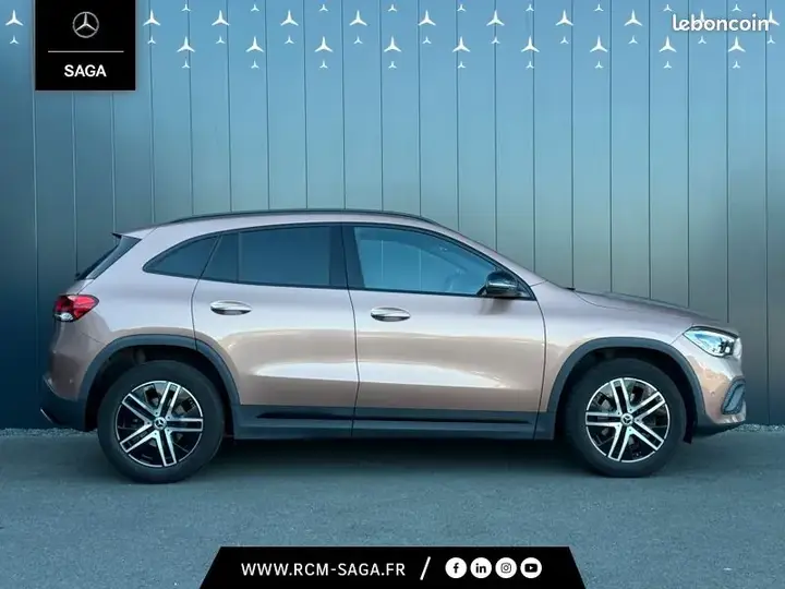 Mercedes-Benz Gla 200 D Business Line 2023 photo 4
