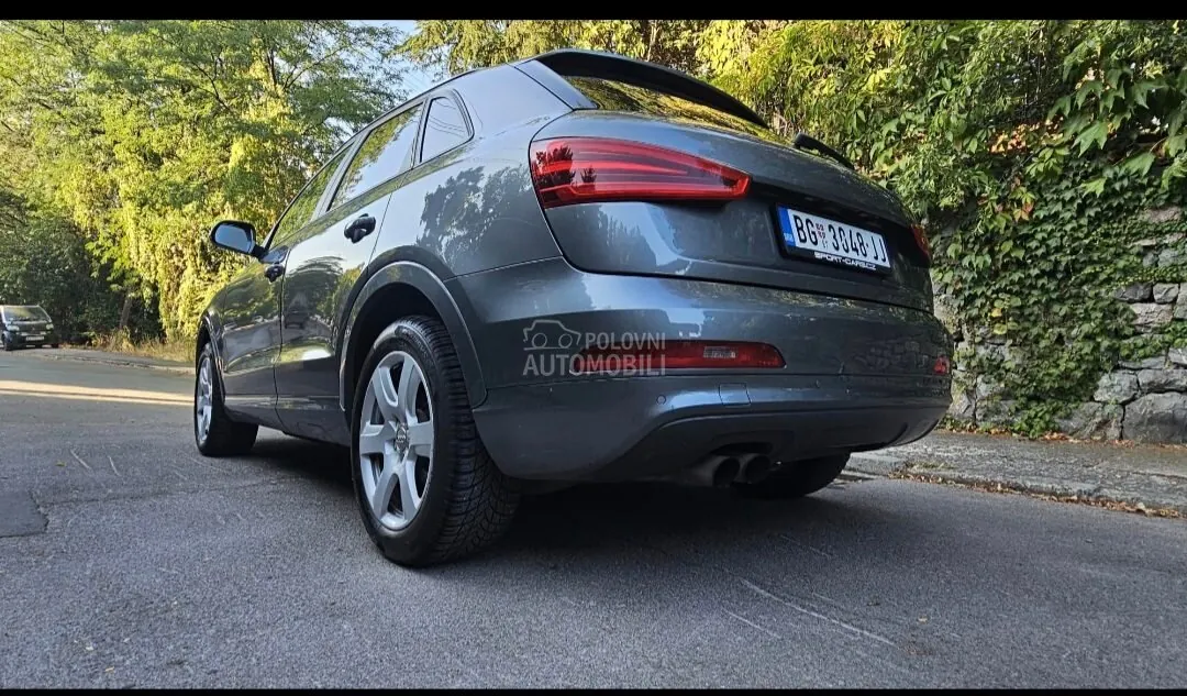 Audi Q3 2012 photo 5