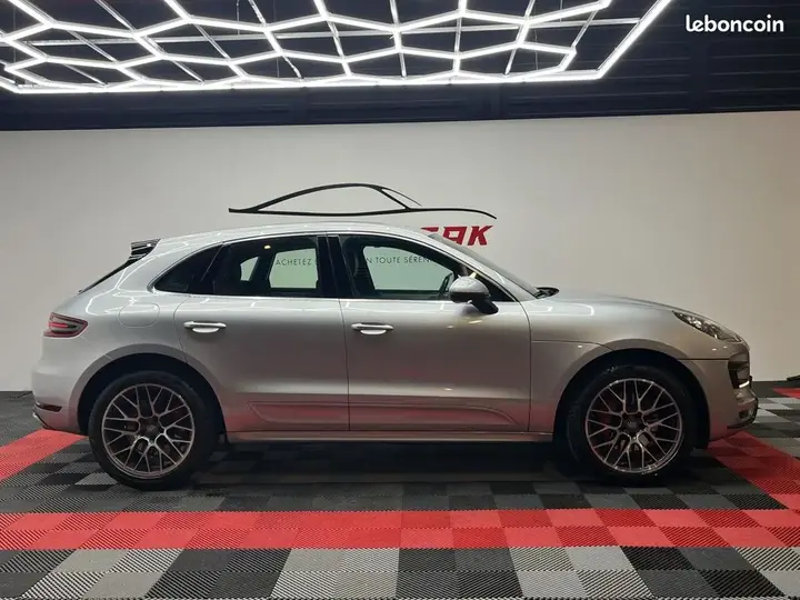 Porsche Macan 2015 photo 2